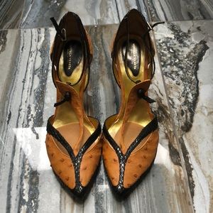 Bottega veneta ostrich dress shoes size 38.5